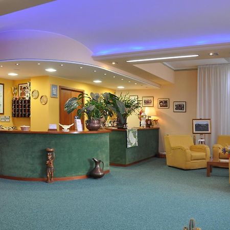 Hotel La Pergola Barga Eksteriør bilde