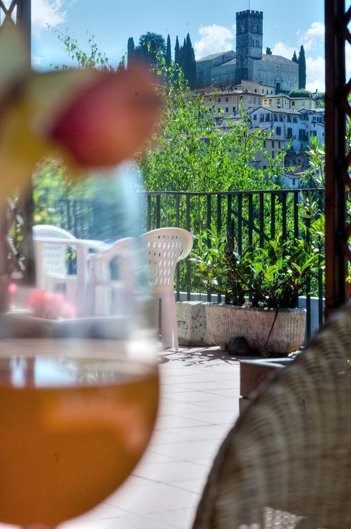 Hotel La Pergola Barga Eksteriør bilde