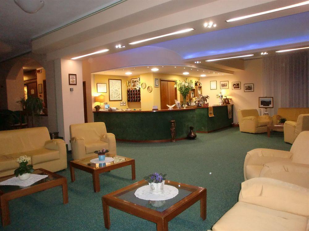 Hotel La Pergola Barga Eksteriør bilde