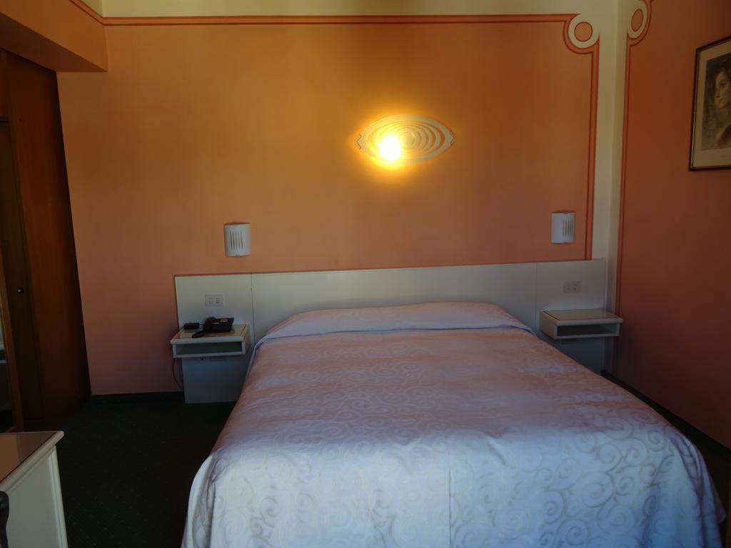 Hotel La Pergola Barga Eksteriør bilde