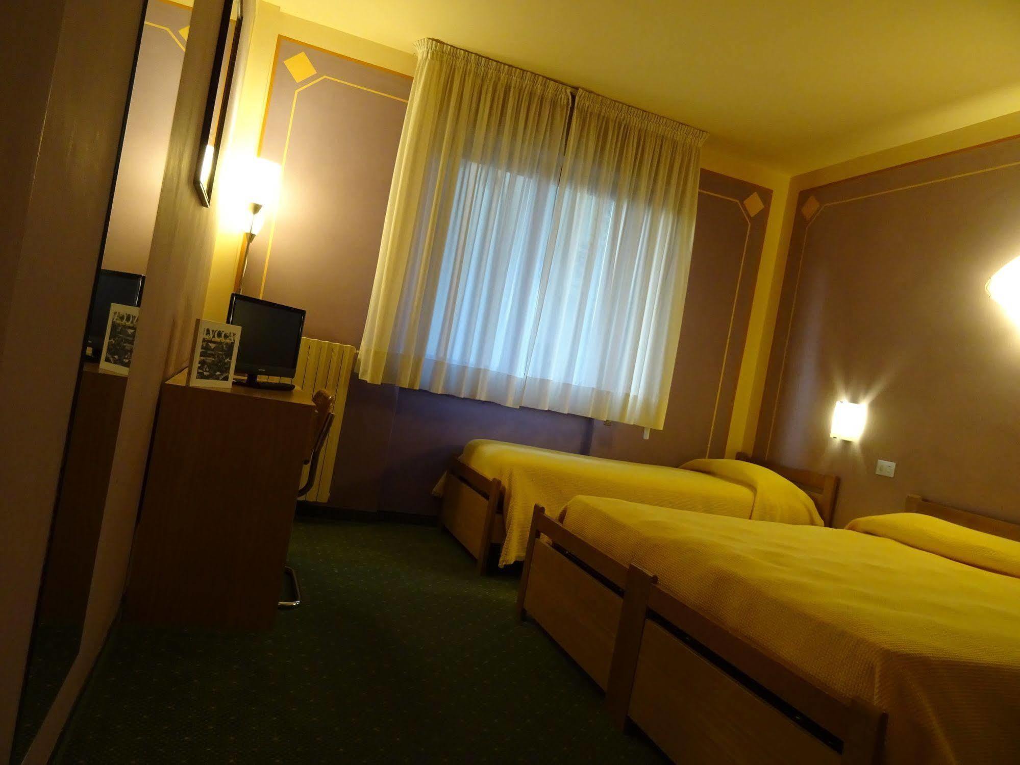 Hotel La Pergola Barga Eksteriør bilde