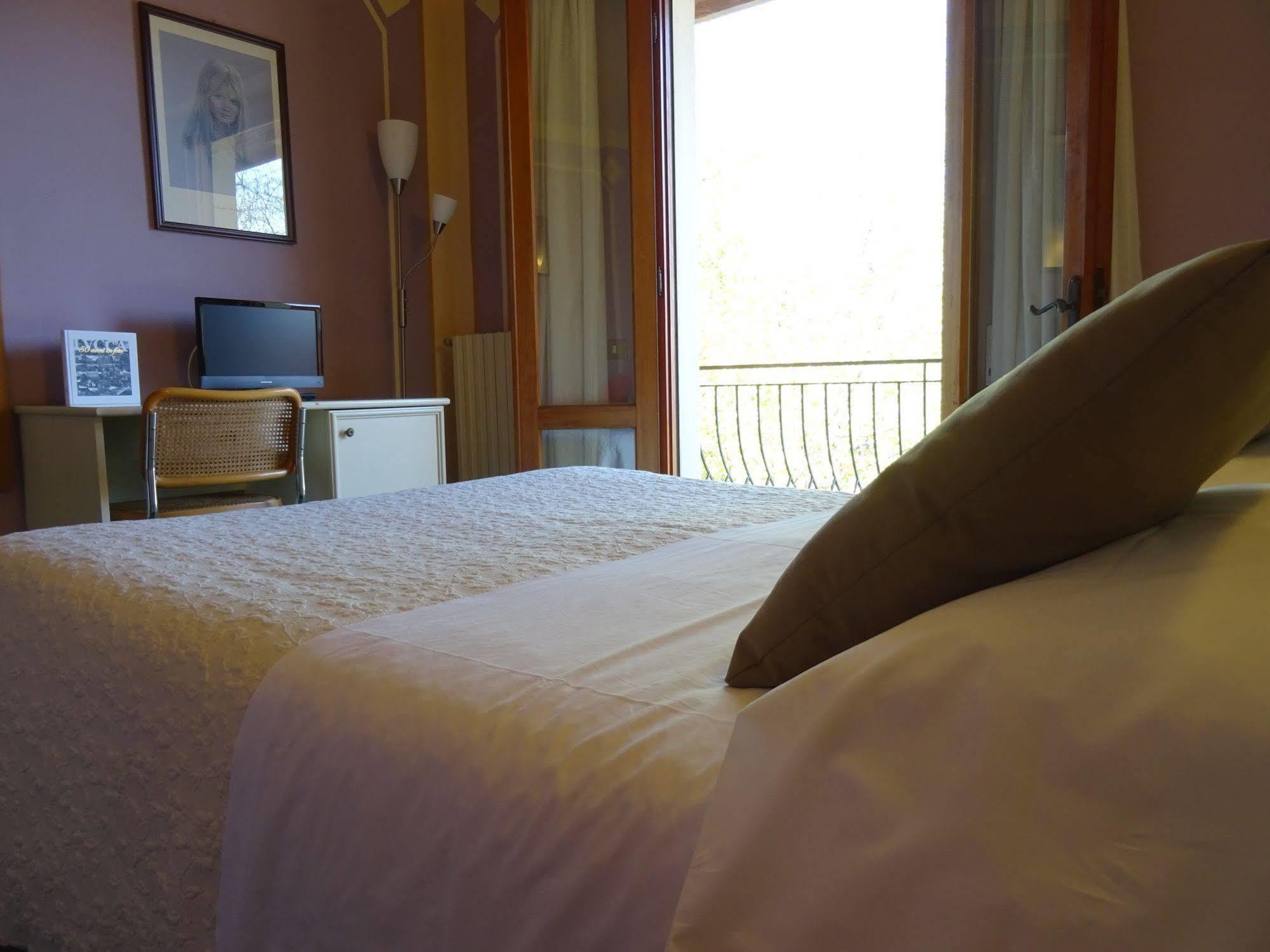 Hotel La Pergola Barga Eksteriør bilde