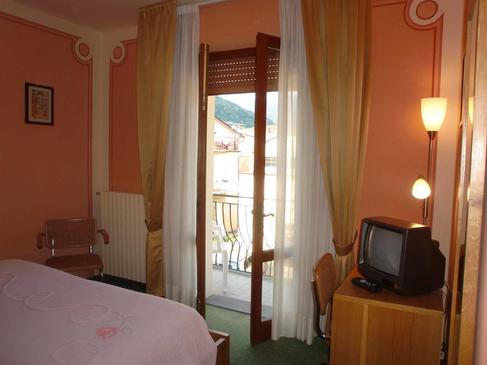 Hotel La Pergola Barga Eksteriør bilde